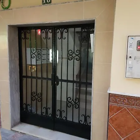 Апартаменты Atico 4b - Calle Larga 10 *